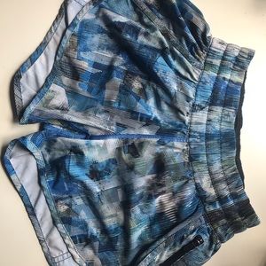 Lululemon Tracker 4” Shorts